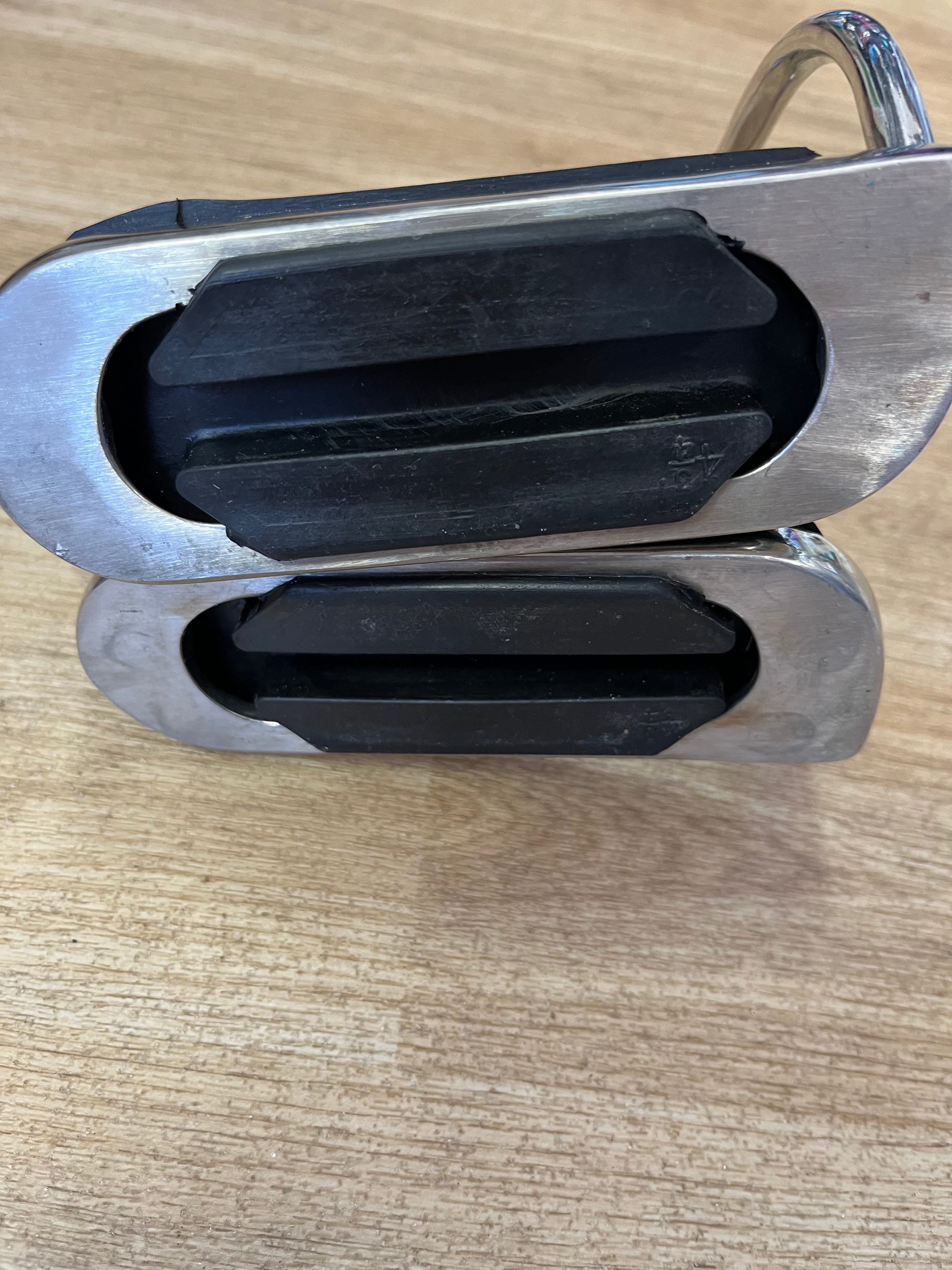 Bent Leg Stirrups 4’ 3/4
