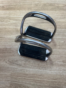 Bent Leg Stirrups 4’ 1/2