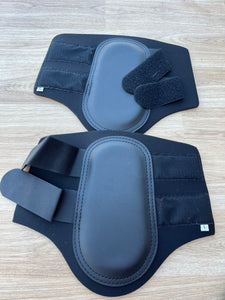 Wyvern Brushing Boots Large
