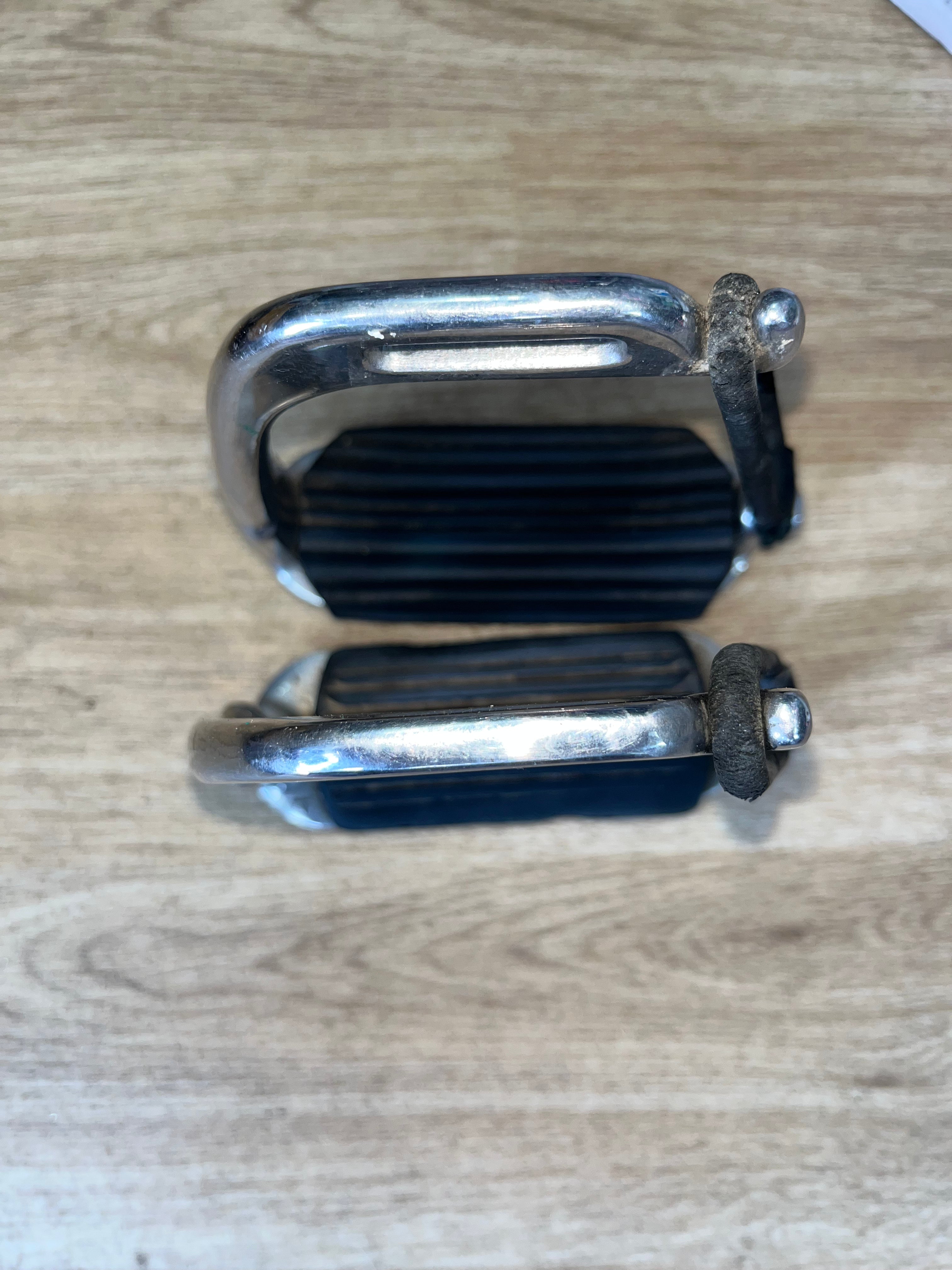 Children’s Peacock Safety Stirrup’s 4”