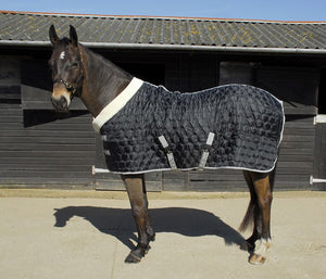 Detroit Hexagon Stable Quilted Rug