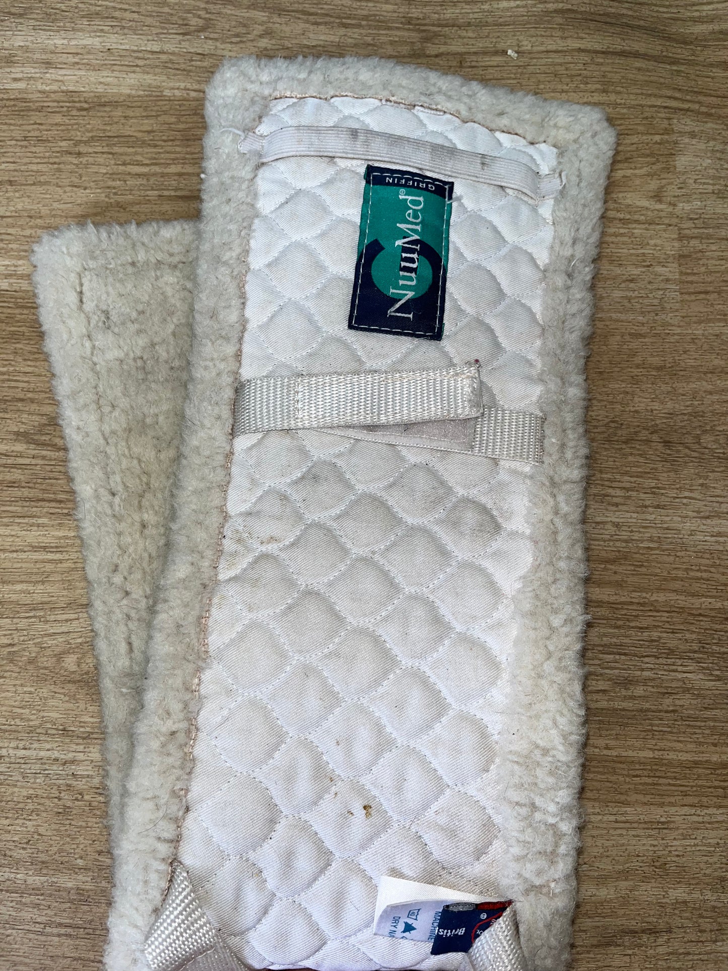 Nuumed Wool Girth Sleeve