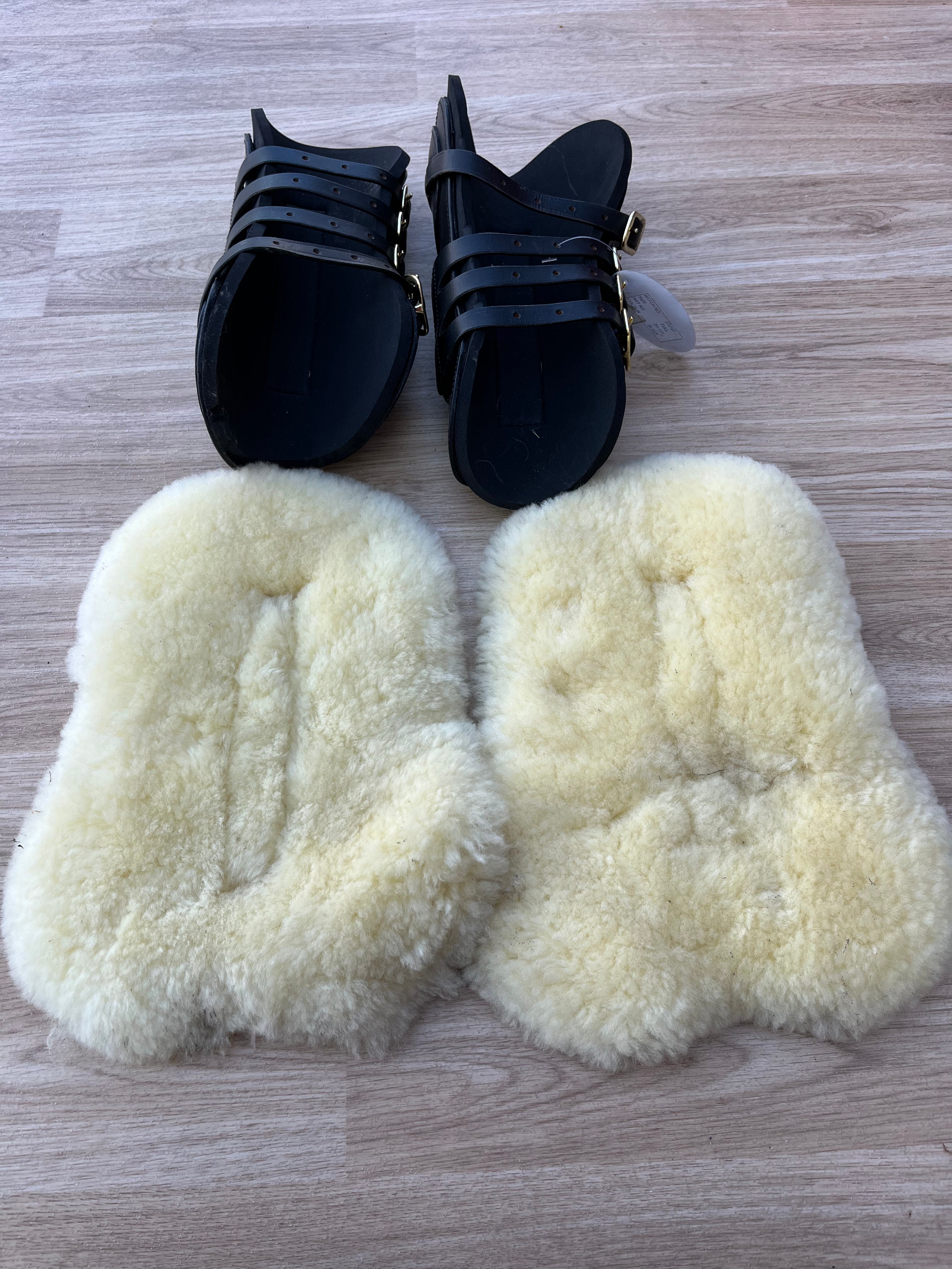 J Barclay & Sons Neoprene Brushing Boots With Sheepskin Liners