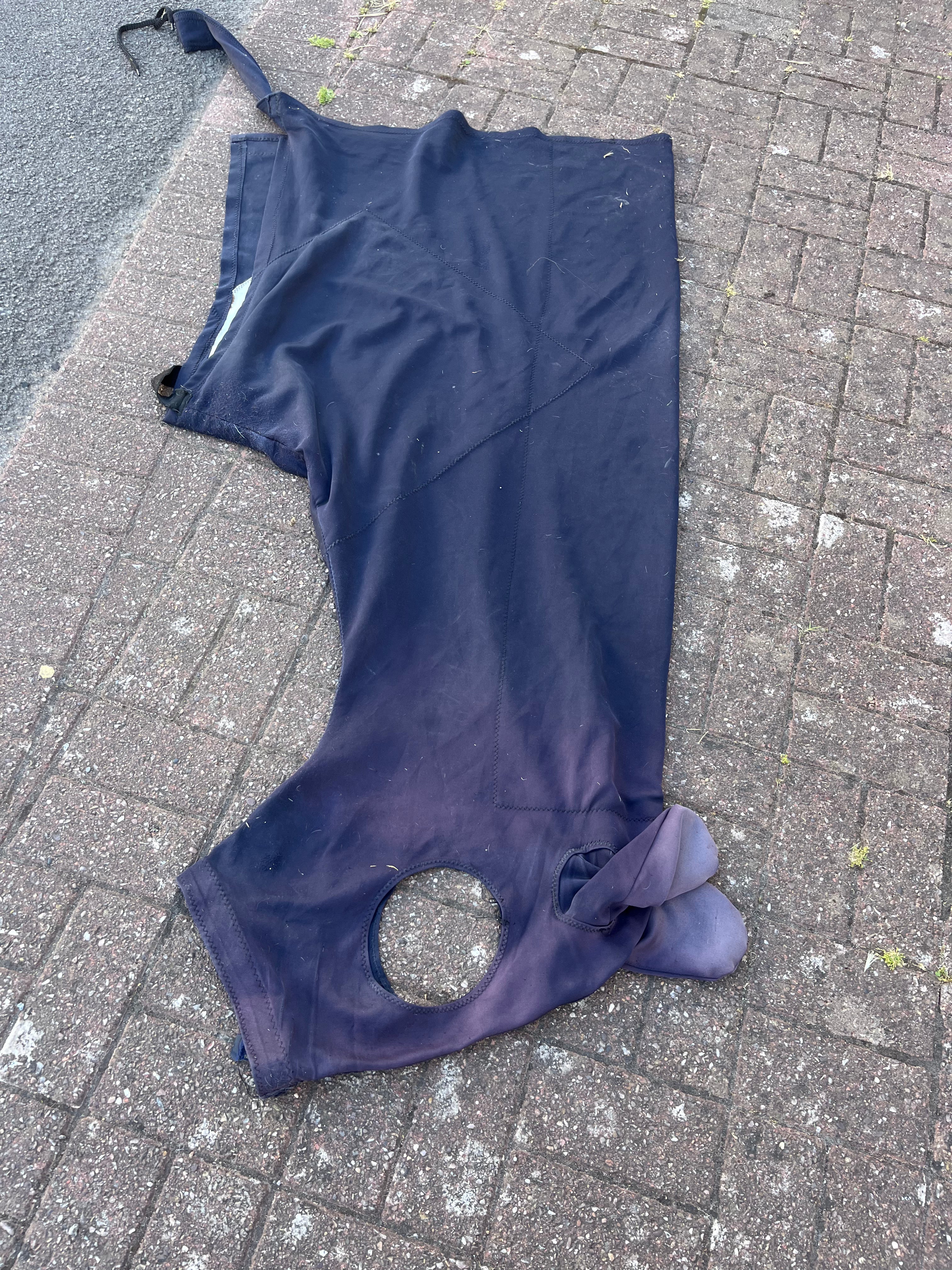 Snuggy Hood Medium / Large Navy