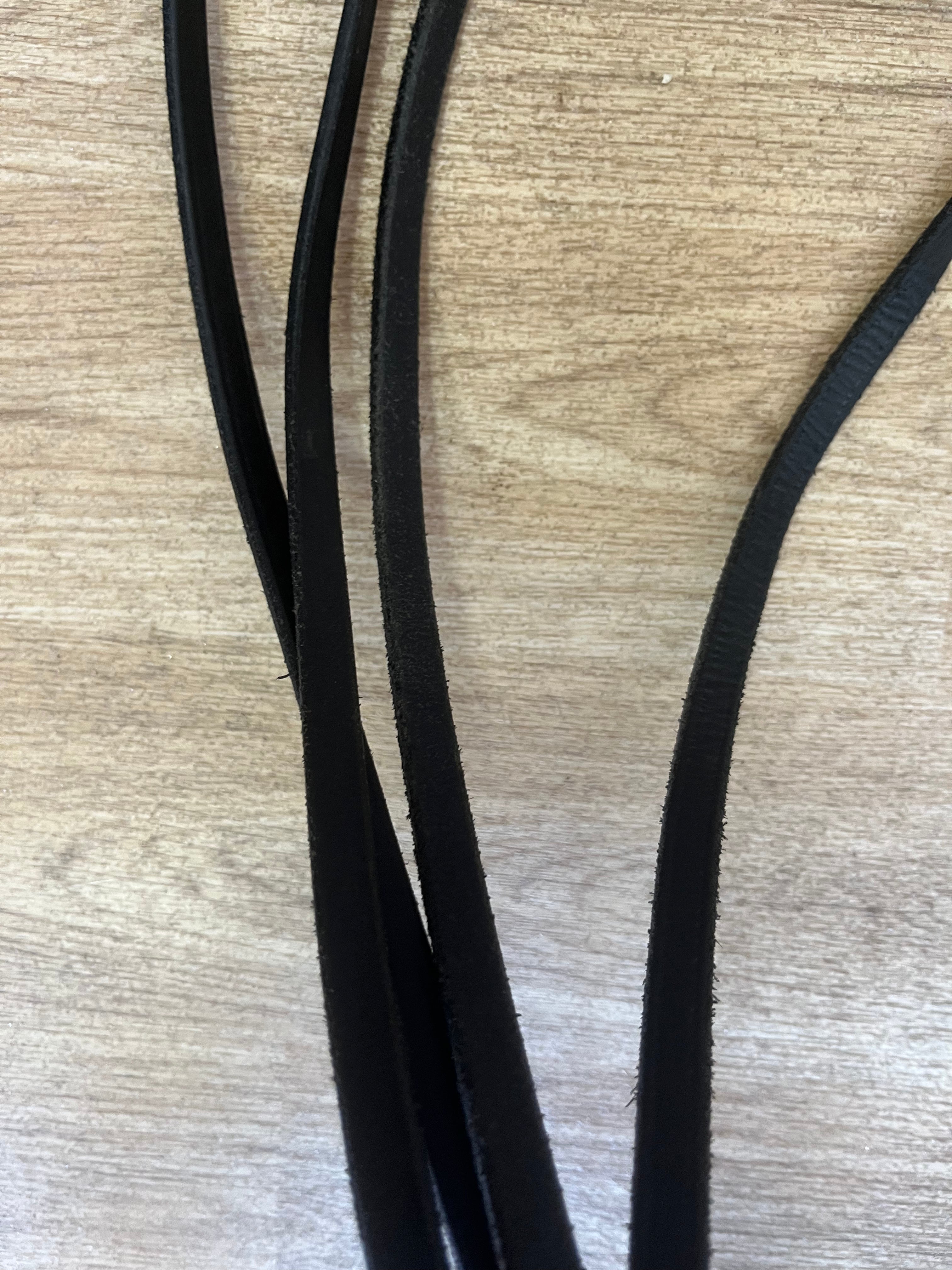 Black Plain Thin Reins Cob #70