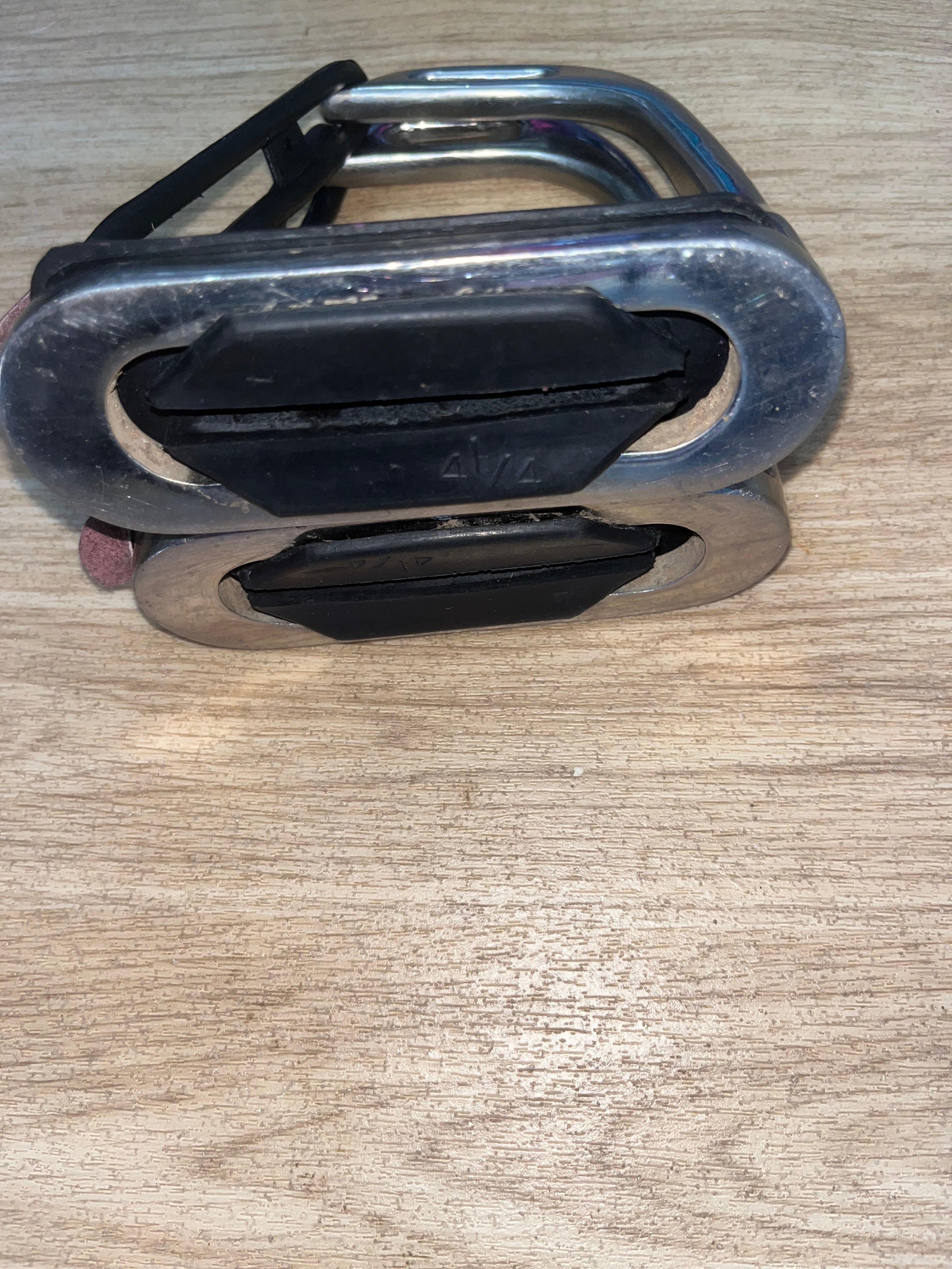 Peacock Safety Stirrup’s 4’1/4