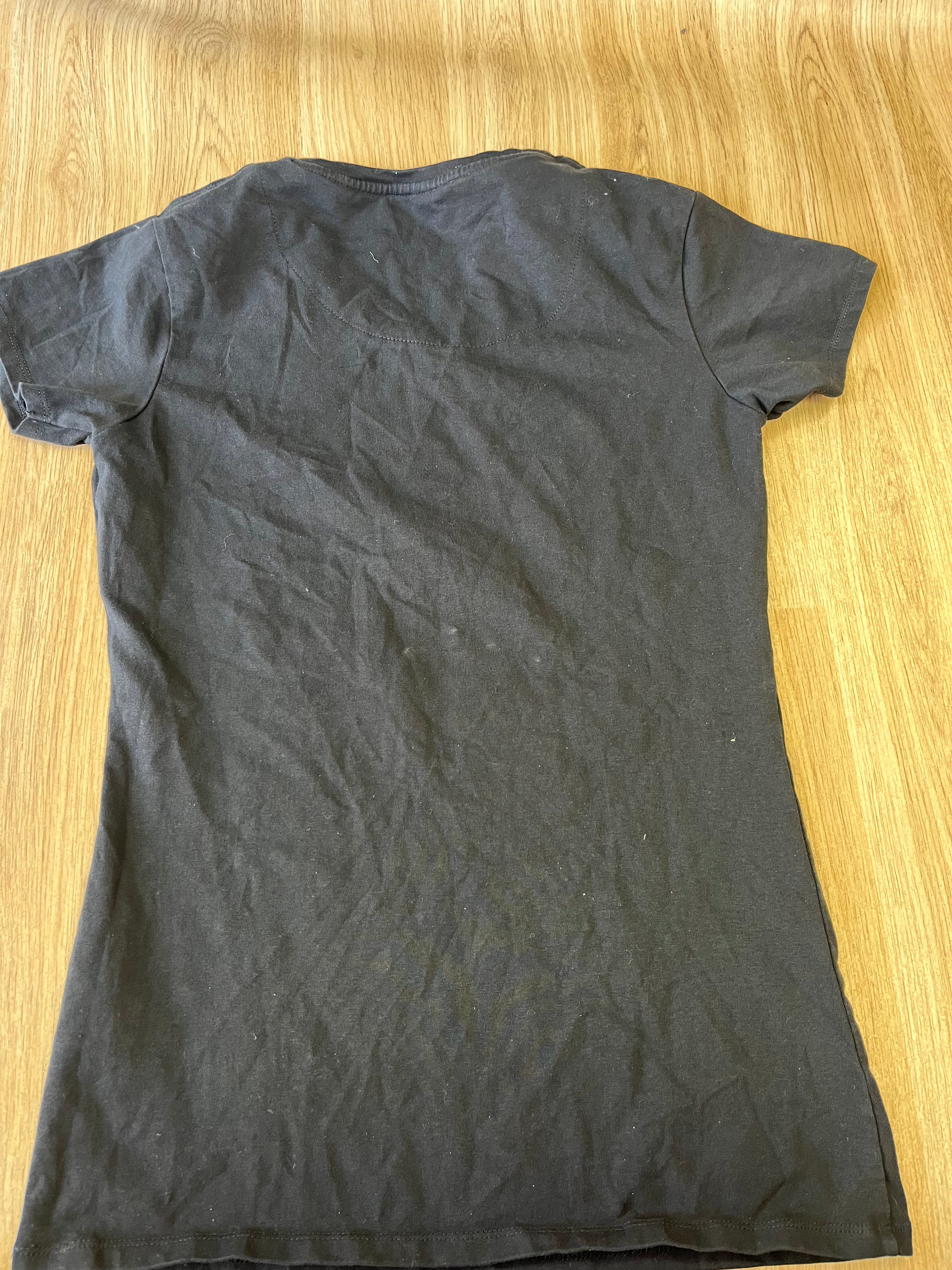La Valencio T Shirt Medium