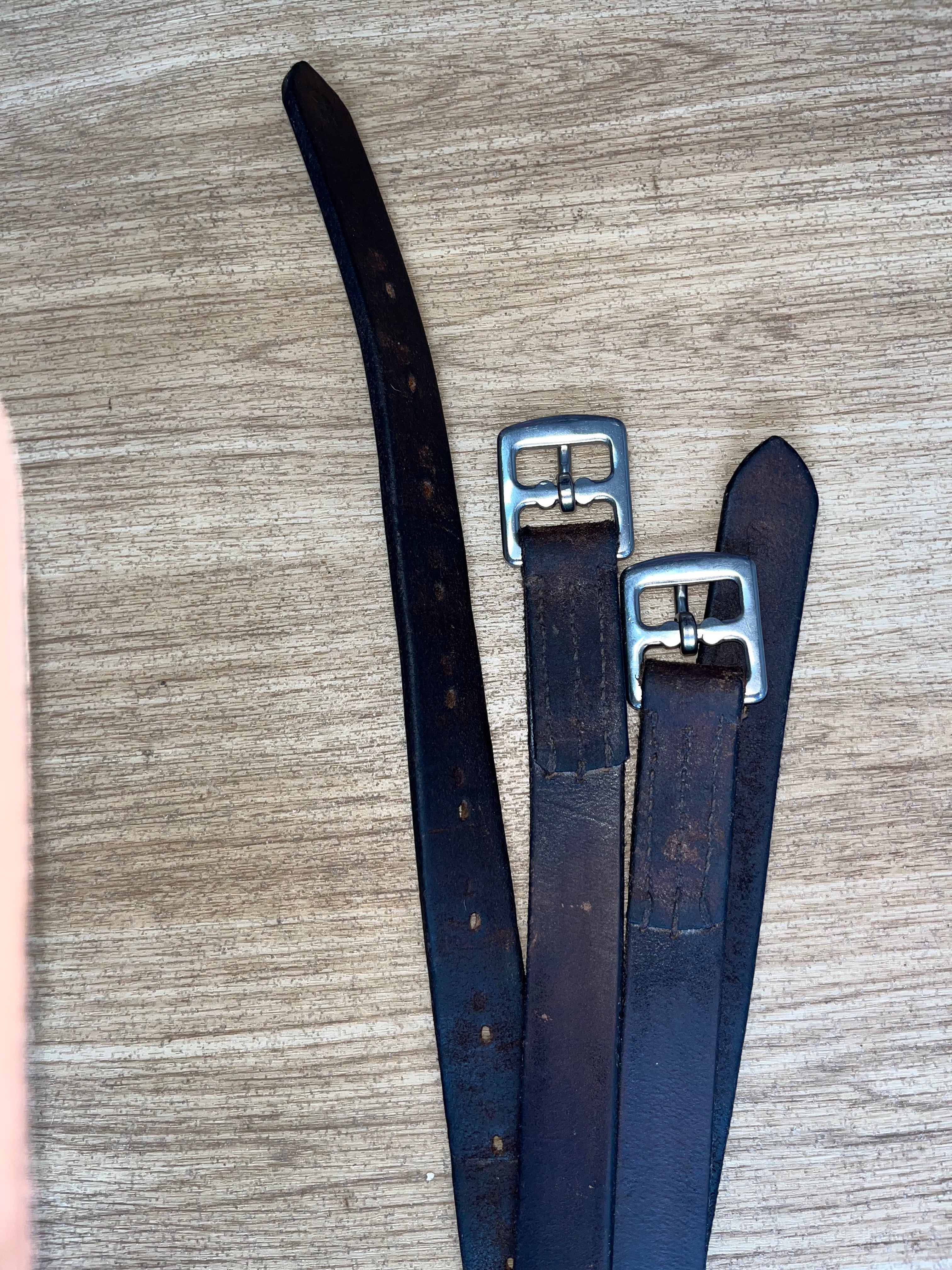 Brown Stirrup Leathers 33”