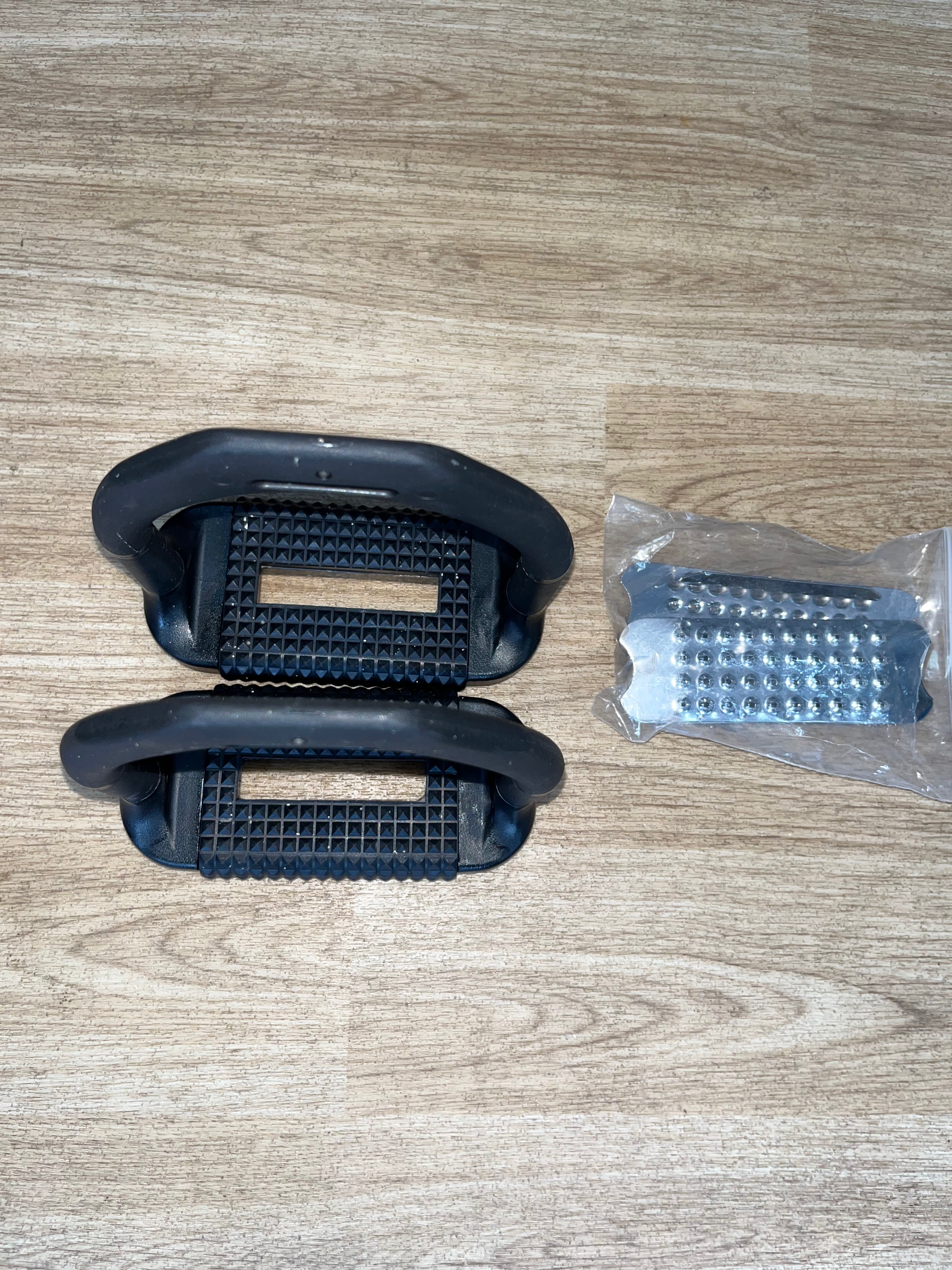 Equi Wing Flex Lightweight Stirrups 5”