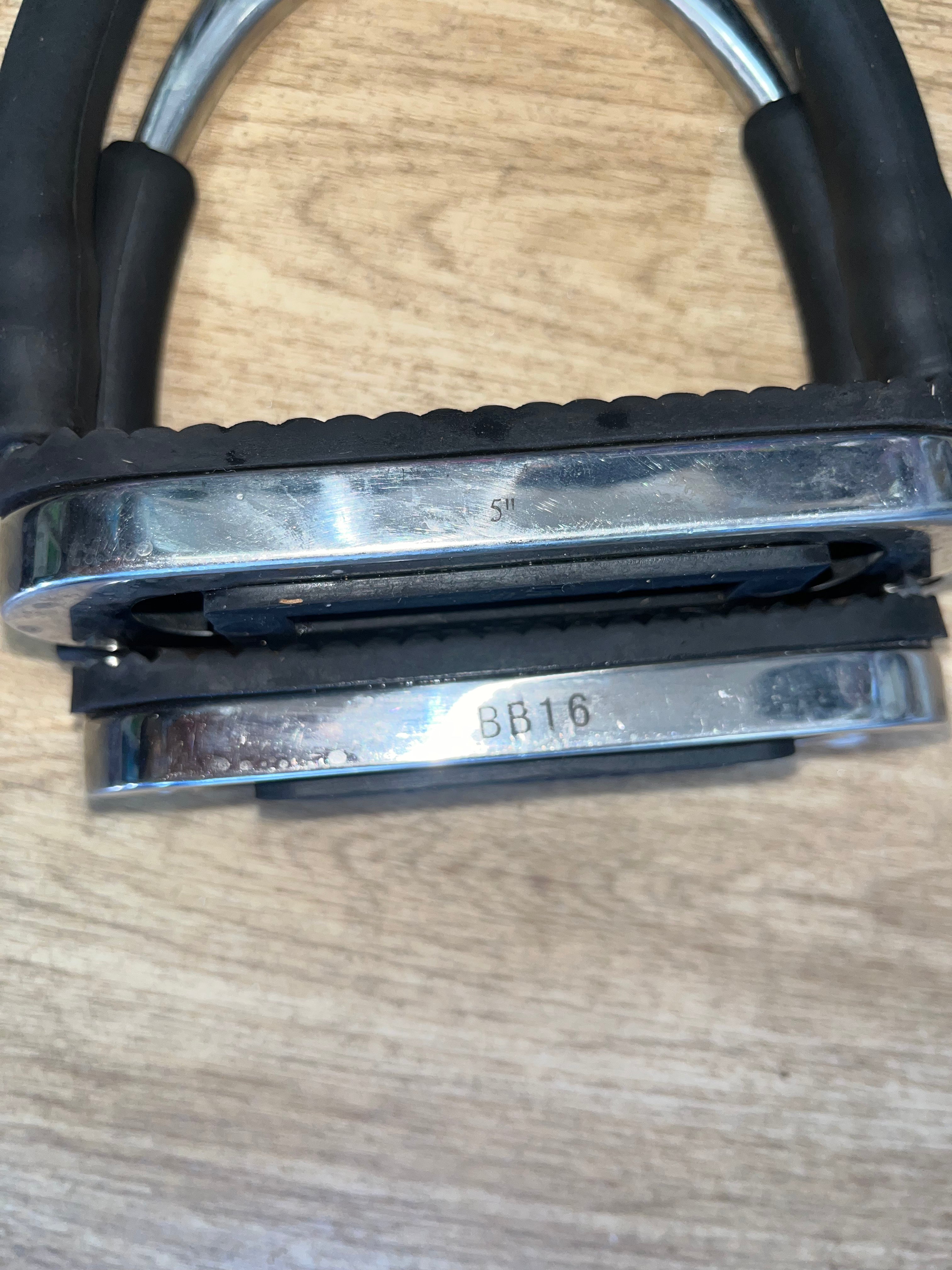 Flexi Stirrups 5”