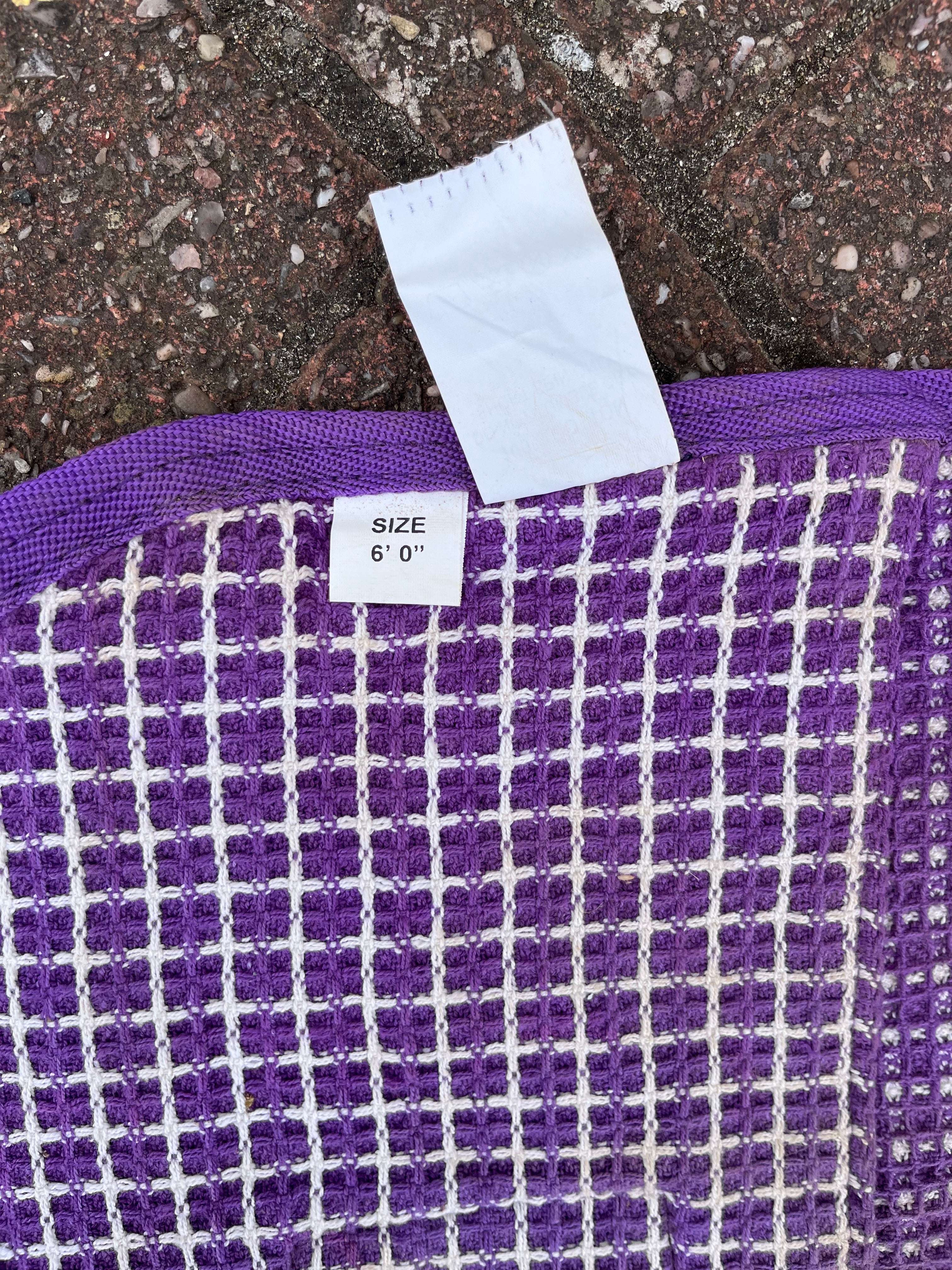 The County Rug Collection Waffle Cooler 6Ft