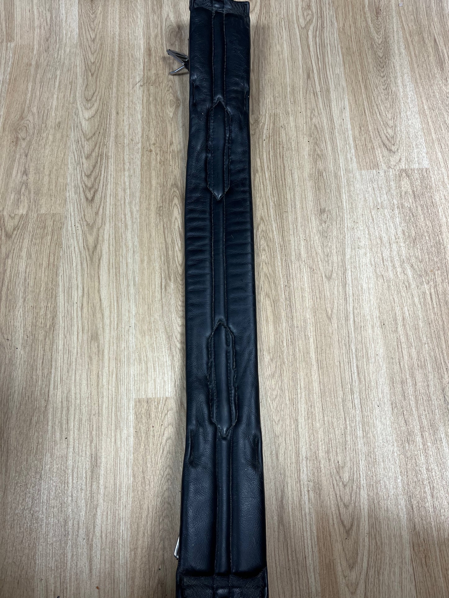 Black Leather Humane Padded Girth 30”