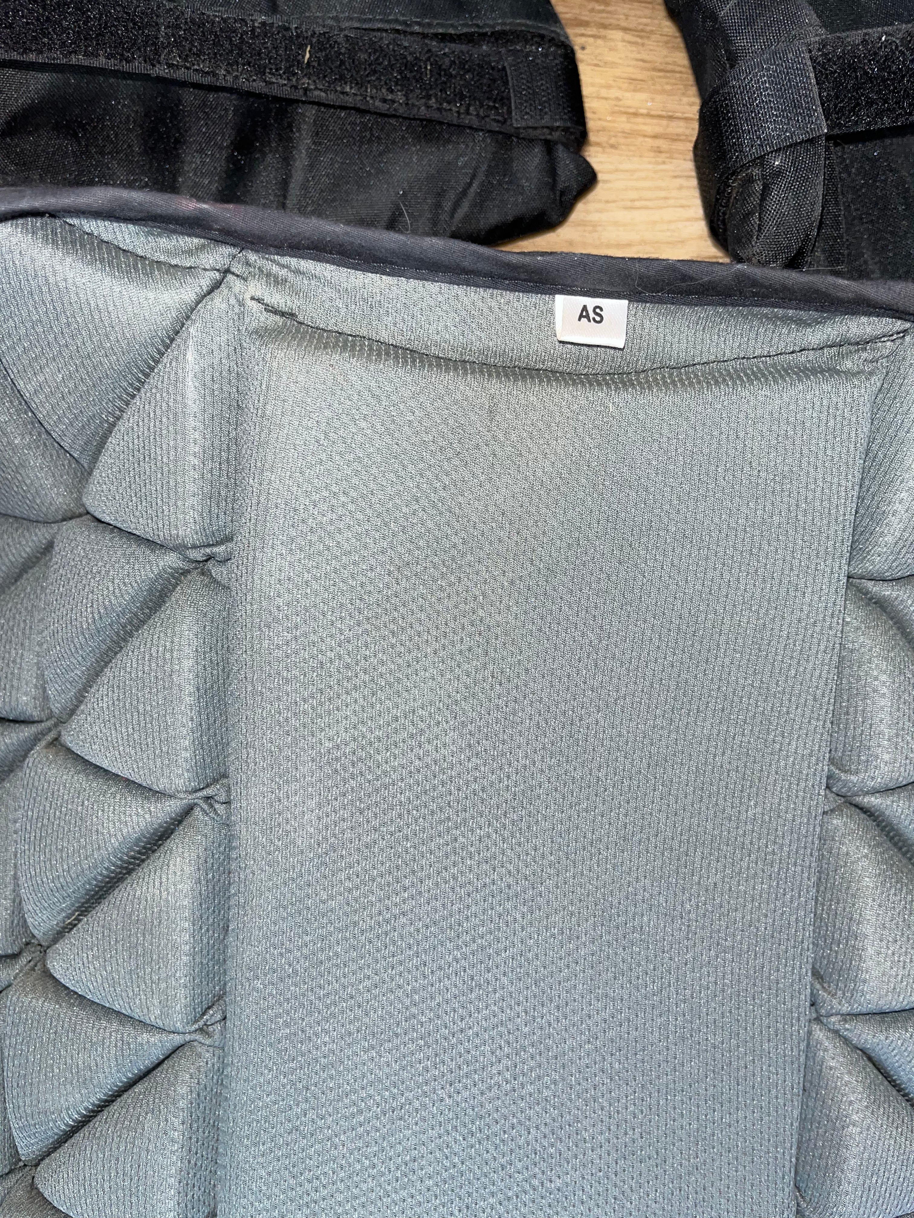 USG Body protector 2009 Level 3 Adult Small