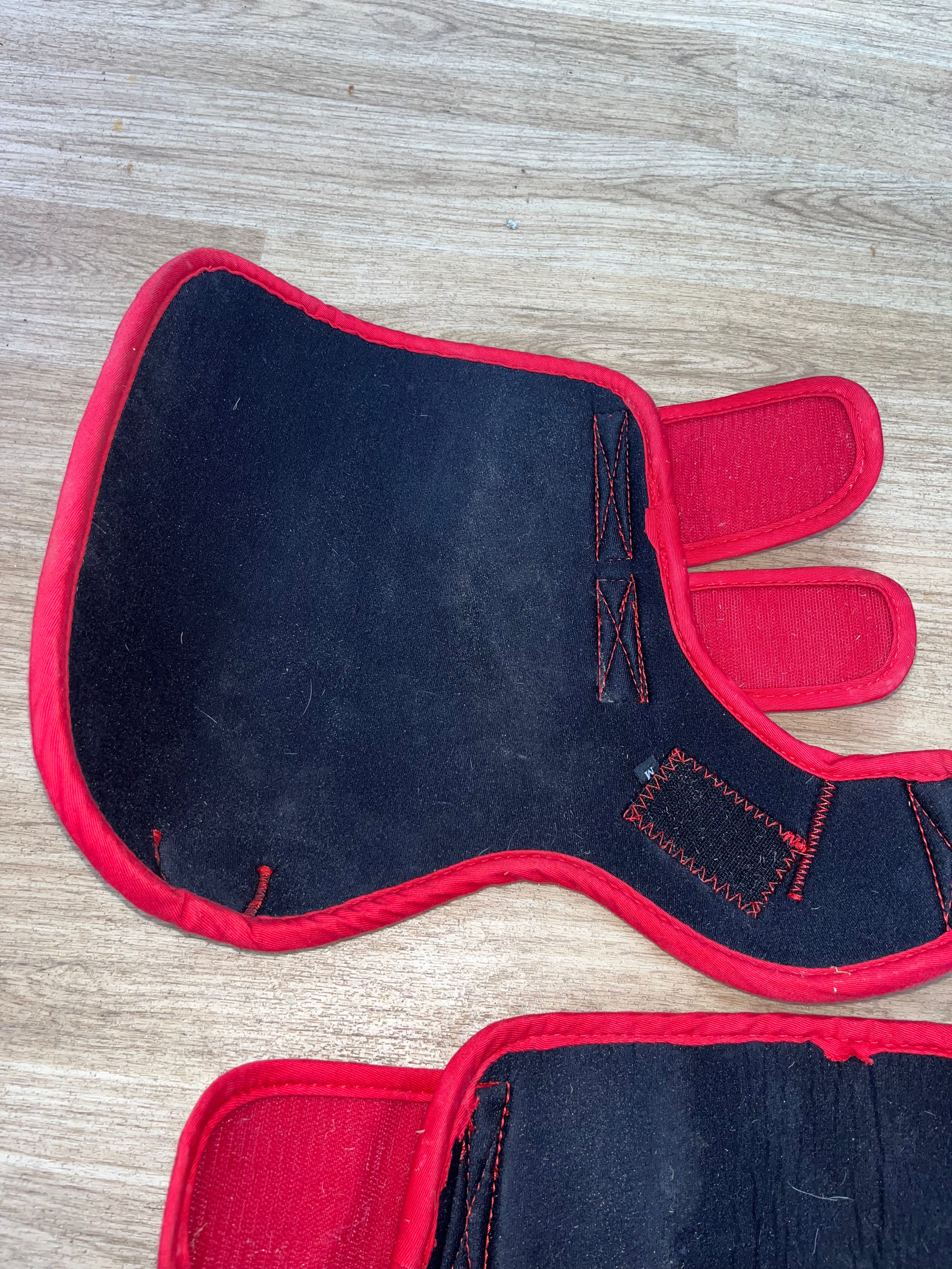 Sports Wraps Size Medium Red