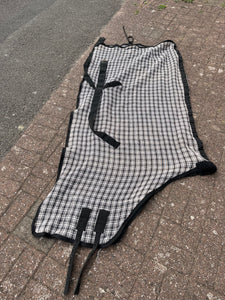 Requisite Waffle Rug 6’6