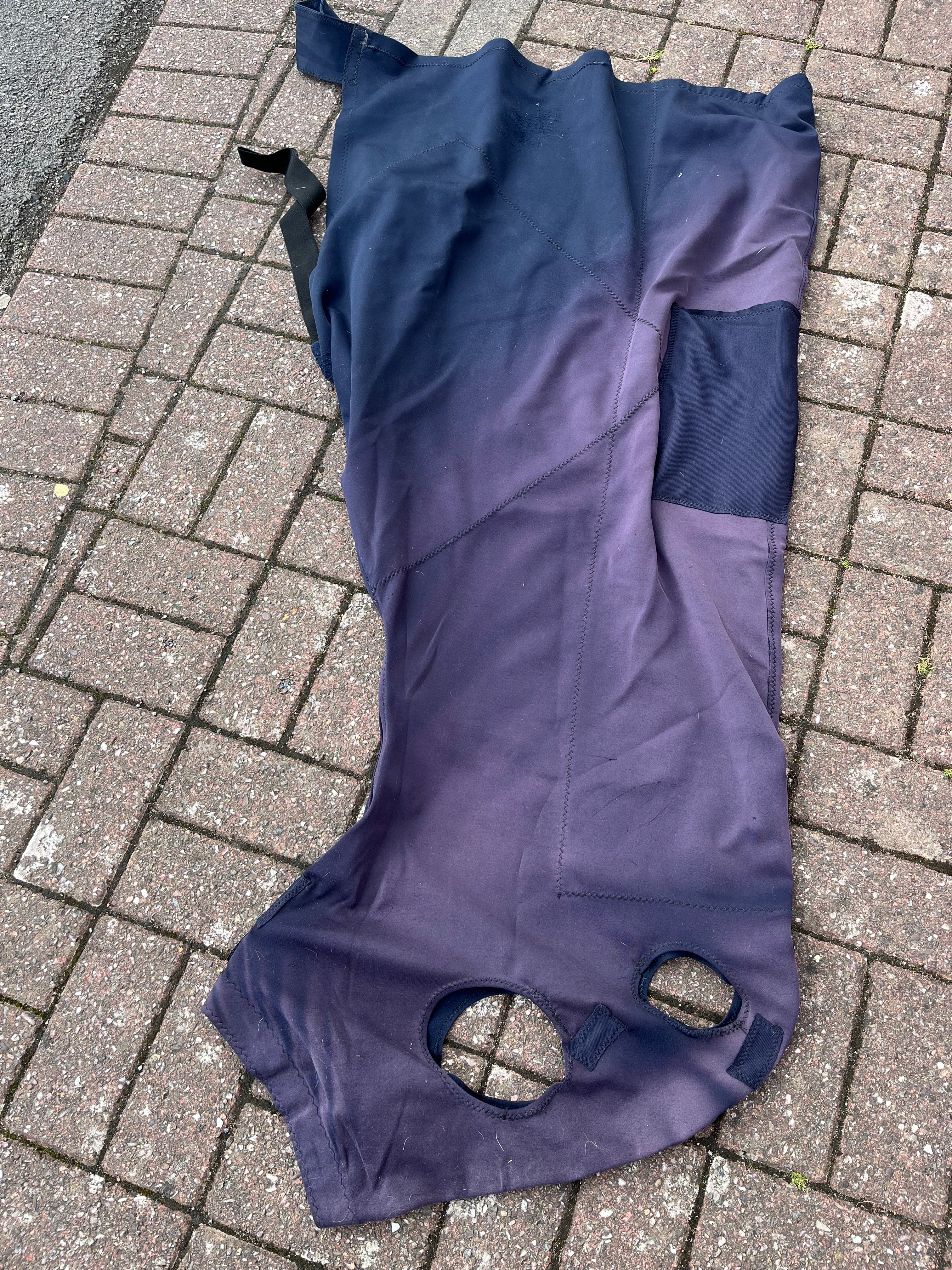 Snuggy Hood Neck Medium