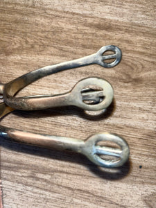 Adult Spurs