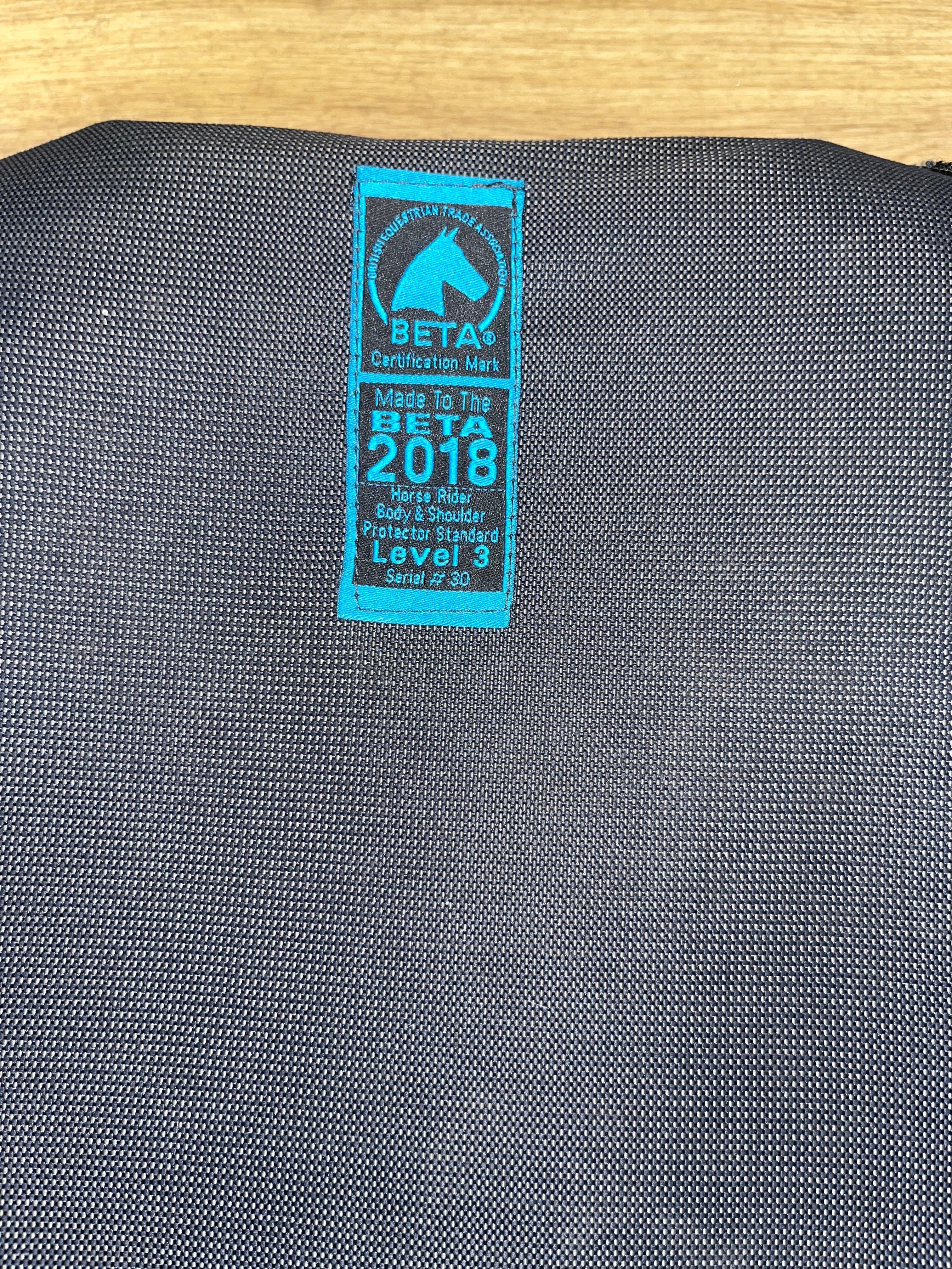 Airowear Teen Outlyne T1 Reg Body Protector Level 3 2018