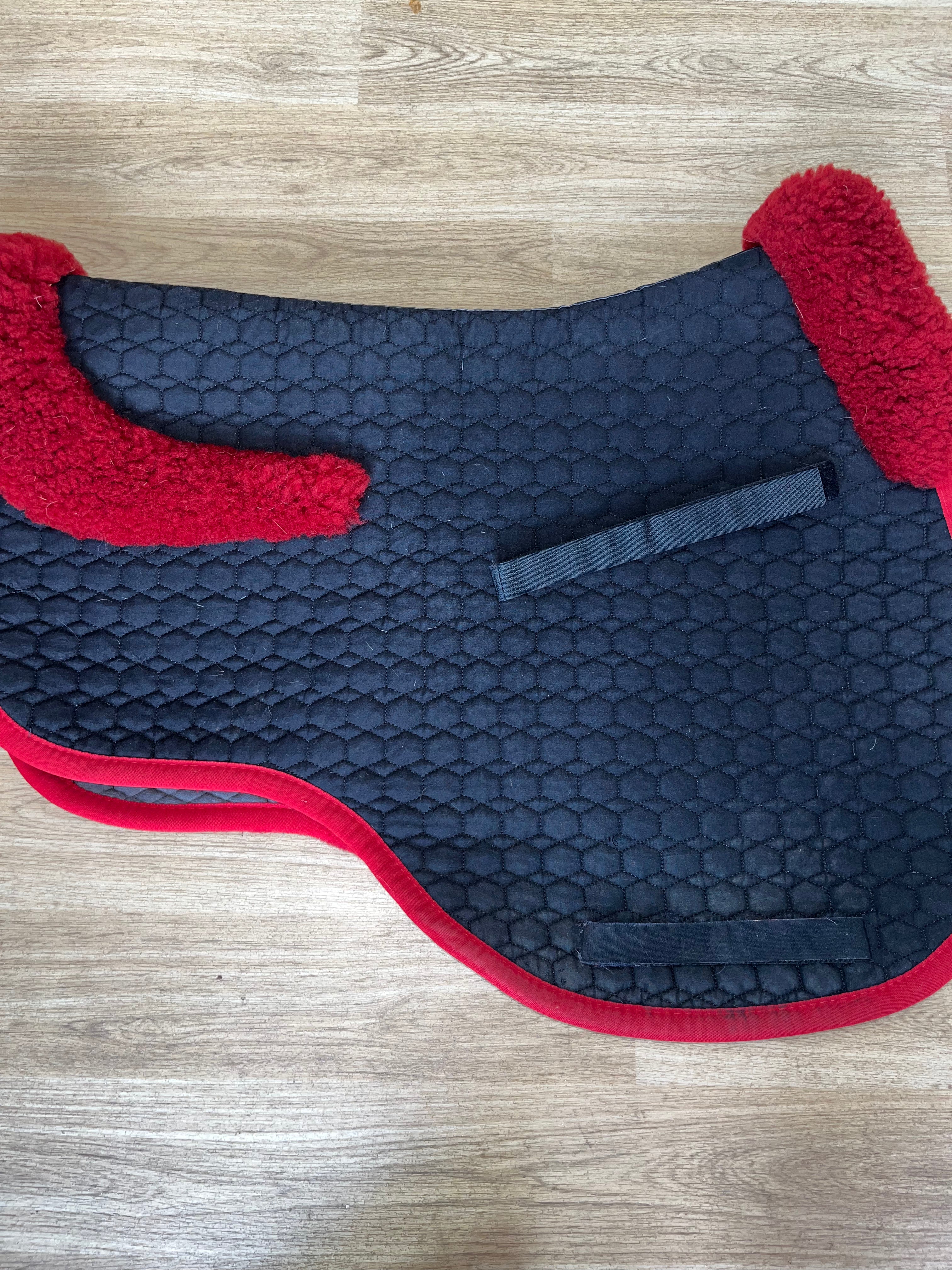 Mattes Saddle Pad Large