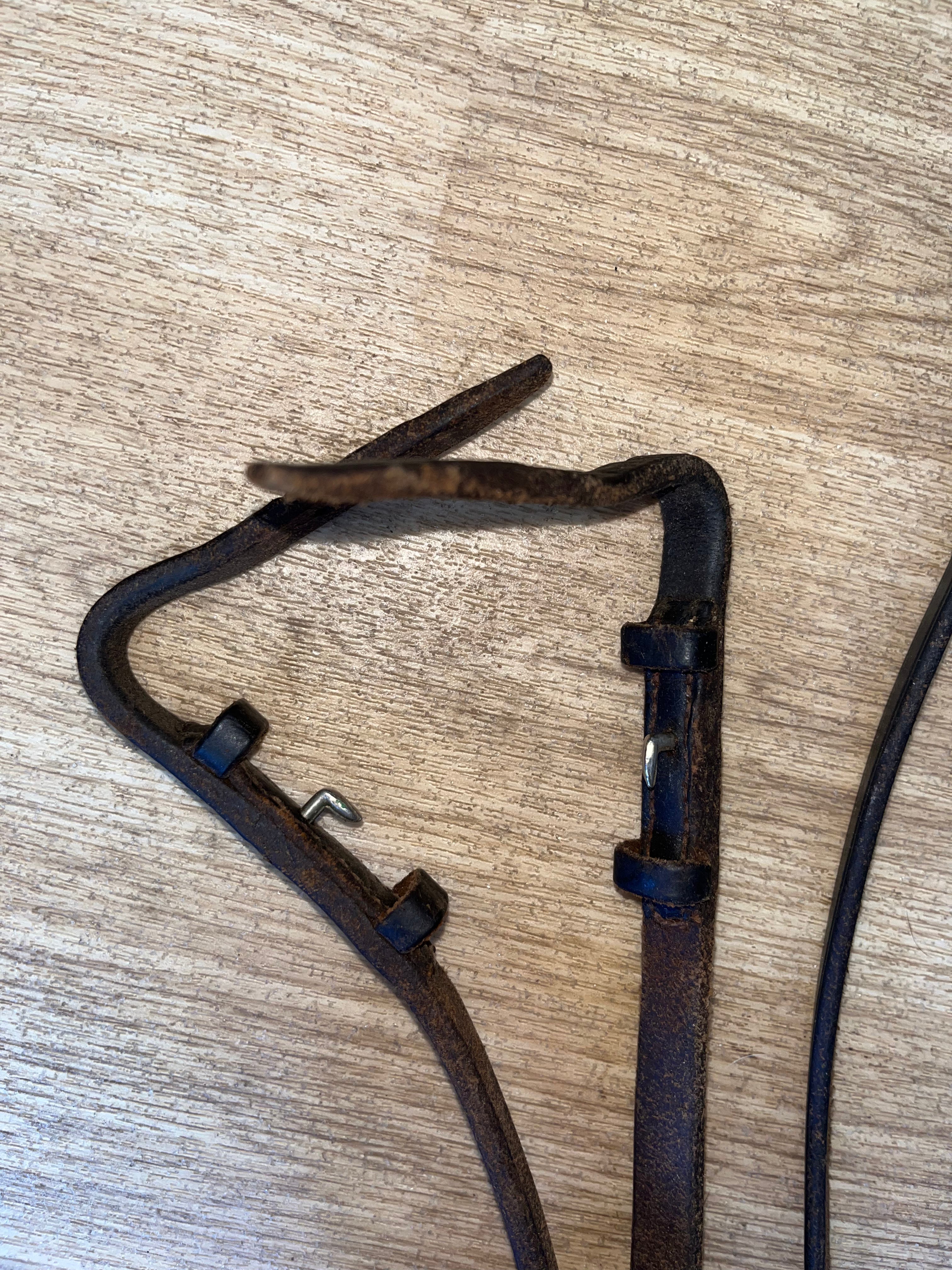 Thin Plain Reins Pony #66