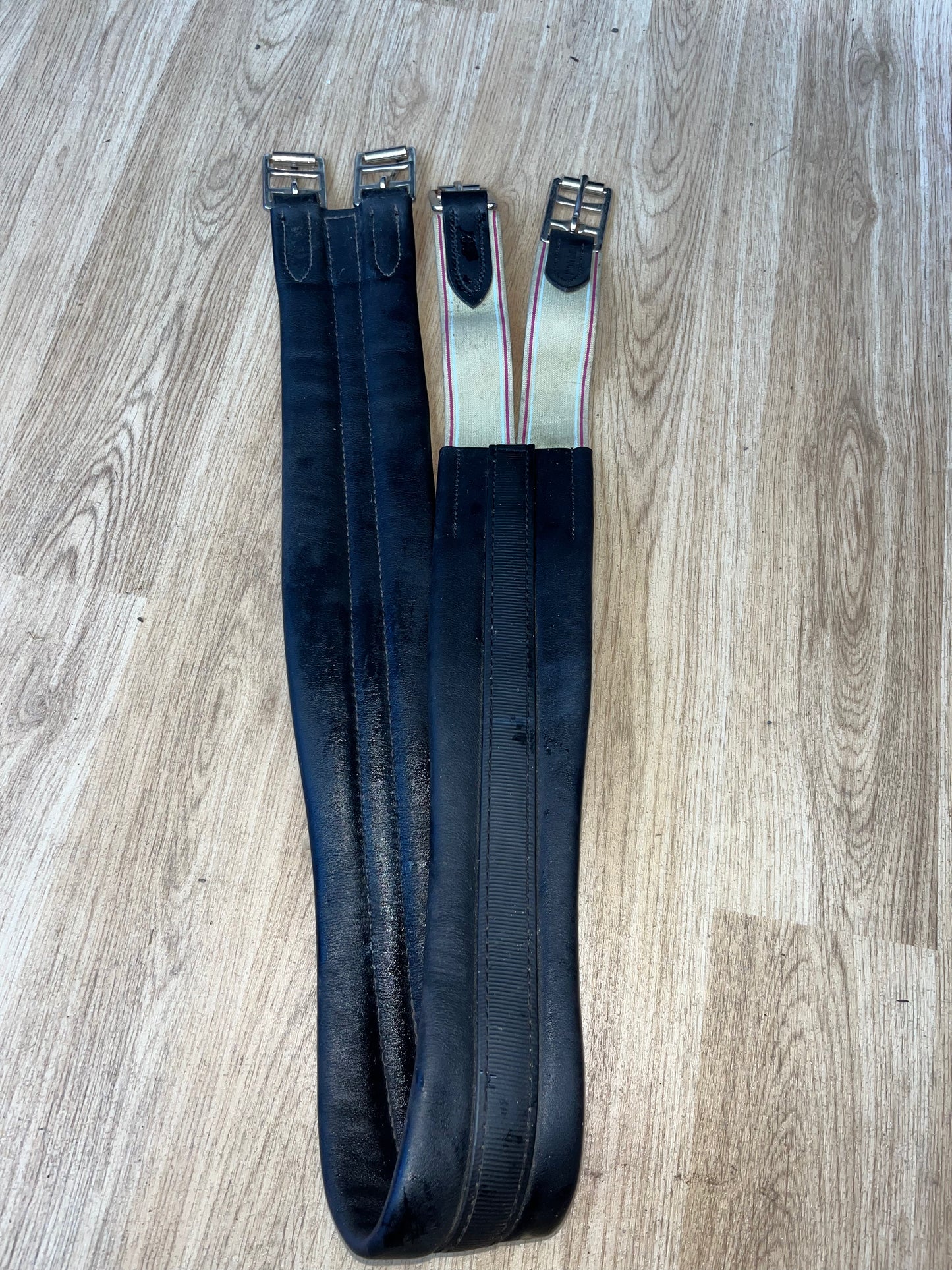 Leather Look Girth 46’ Black