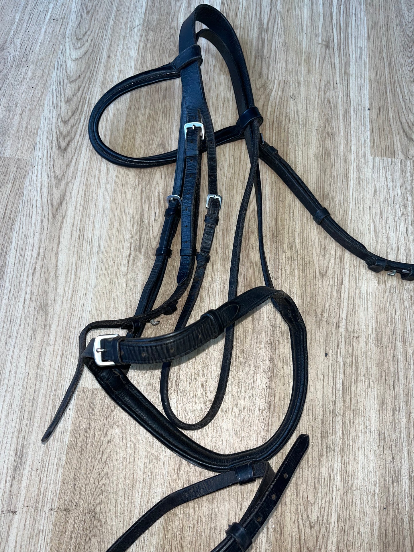 Brown English Leather Flash Bridle with Fancy Stitching – Full Size
 #38
