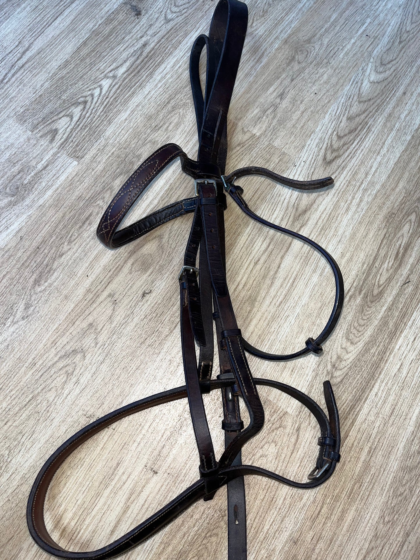 Brown English Leather Flash Bridle with Fancy Stitching – Full Size
 #38