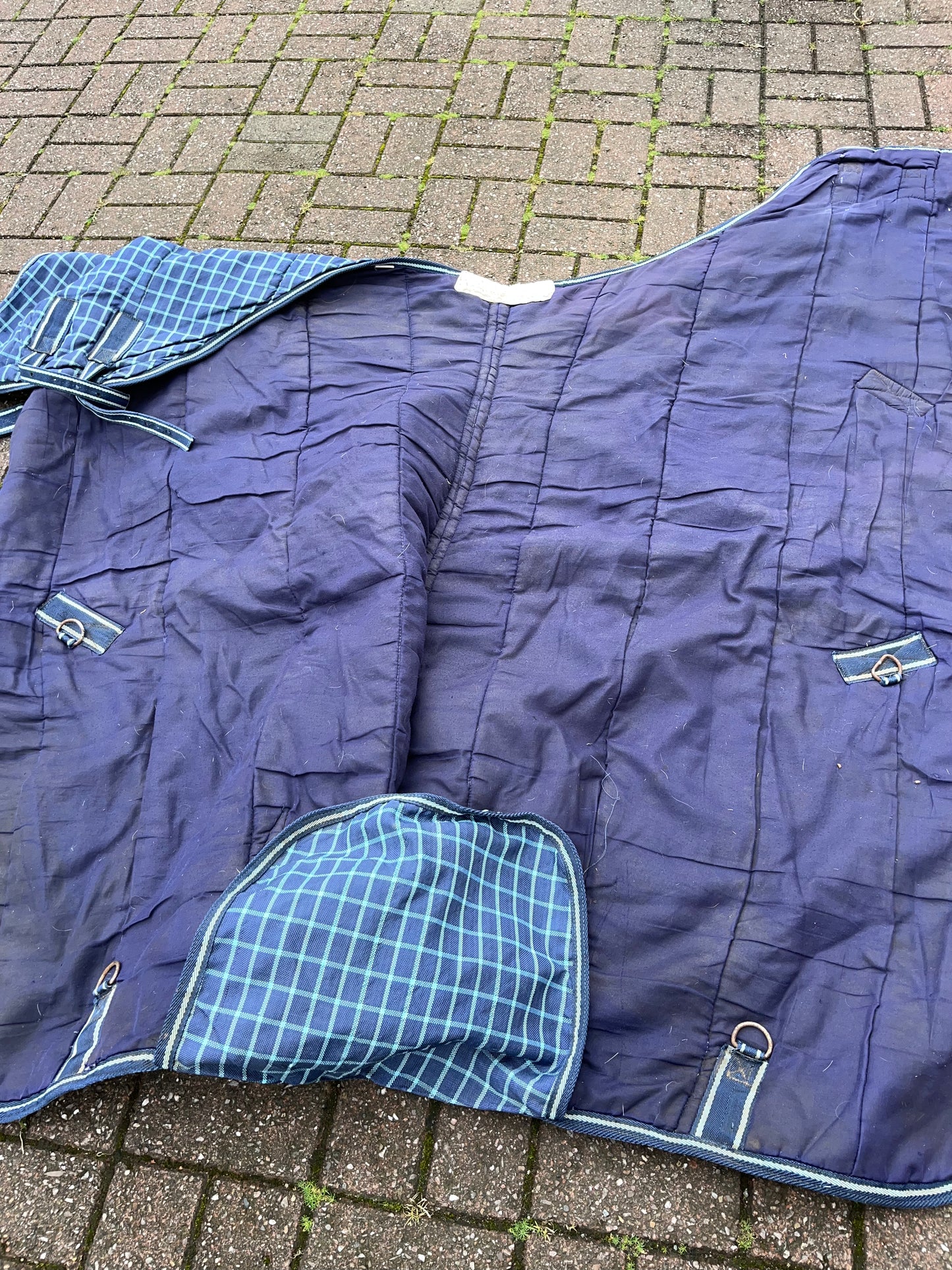 Stable Rug 5’9 150g