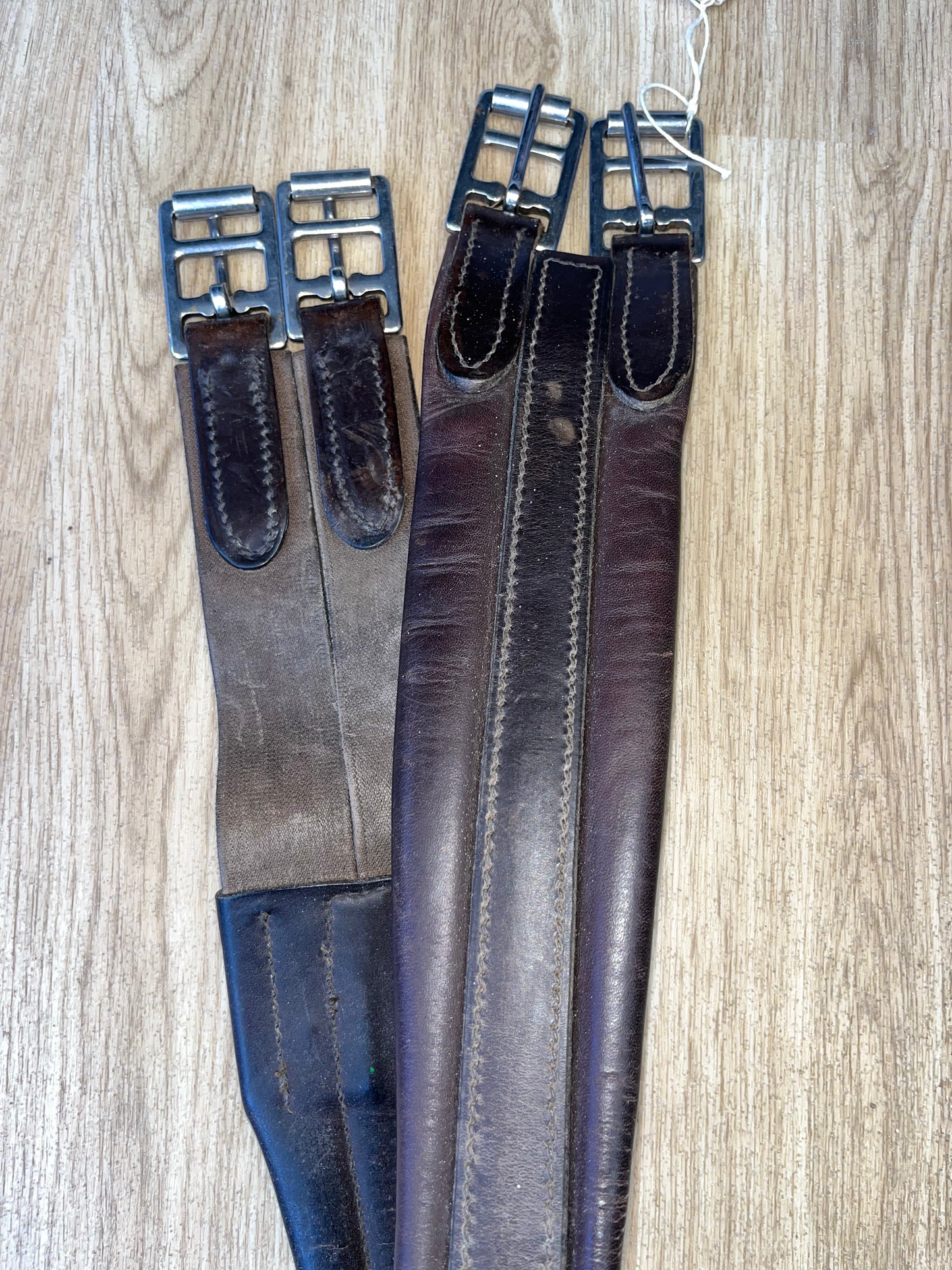 Leather Look Brown Padded Girth Elasicated one end 40’