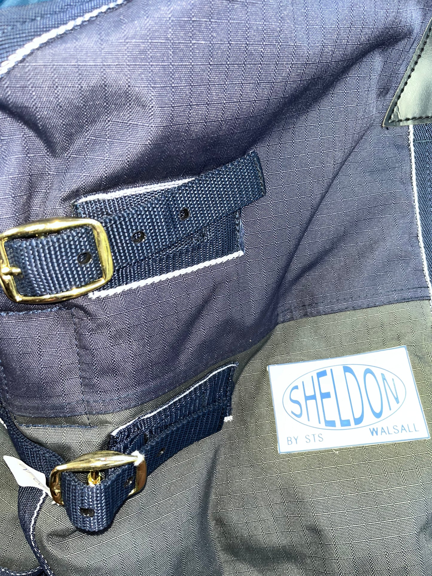 Sheldon 4’3 200g Fill Turnout Rug Navy