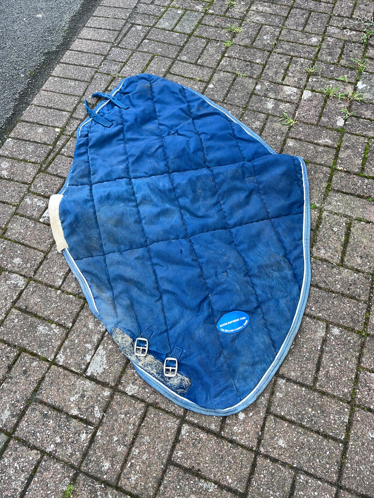 Royston Stable Neck Medium 150g