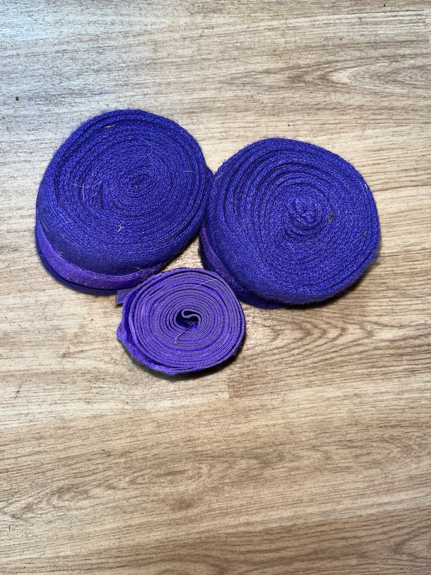 Bundle Of Bandages 2x Fleece 1x Elasicated