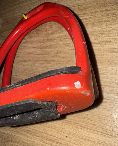 Red Lightweight 5" Stirrups #17