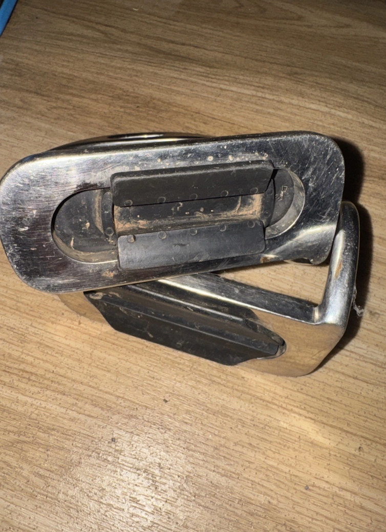Safety Bent Leg 4.25" Stirrups #15