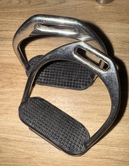 4.25" Fillis Stirrups #11
