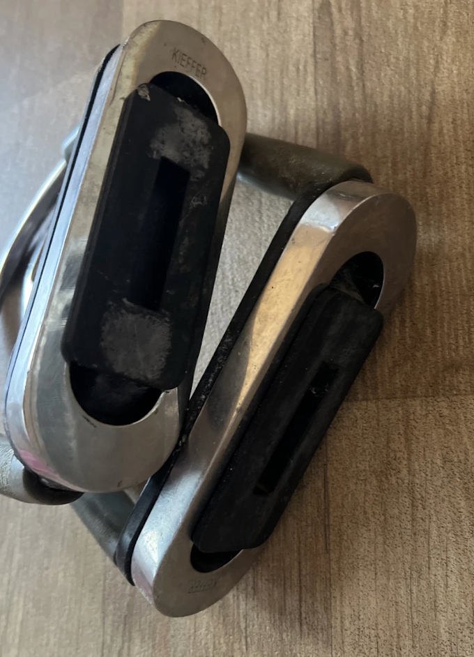 Kieffer Flexi 5" Stirrups #18›