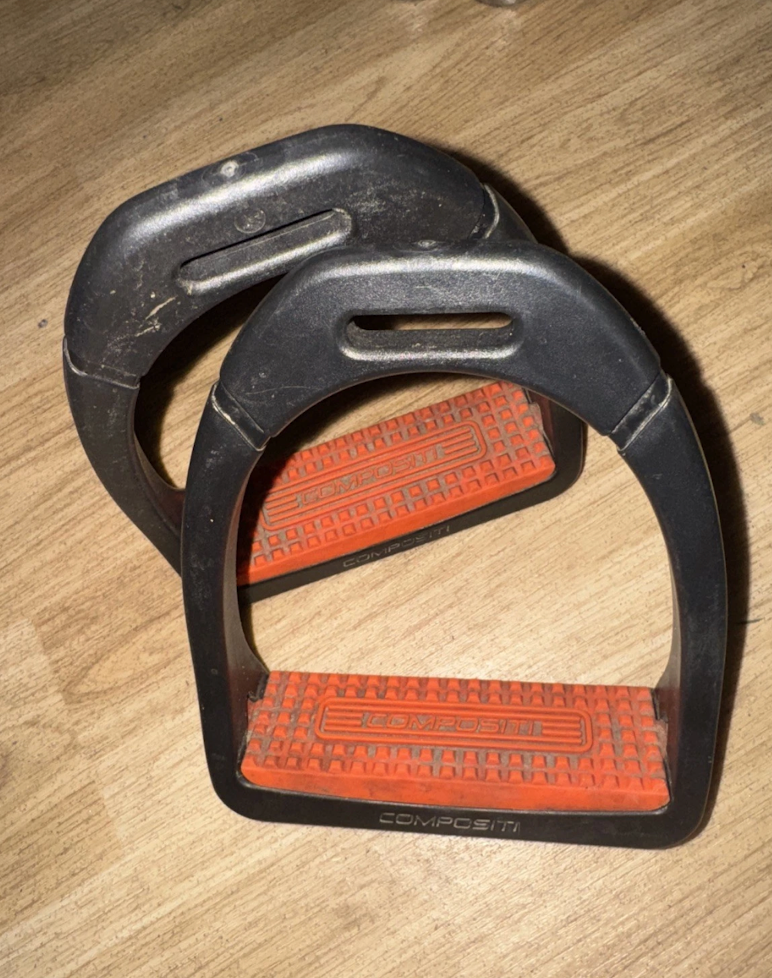 4.75" Compositi Polymer Stirrups #12