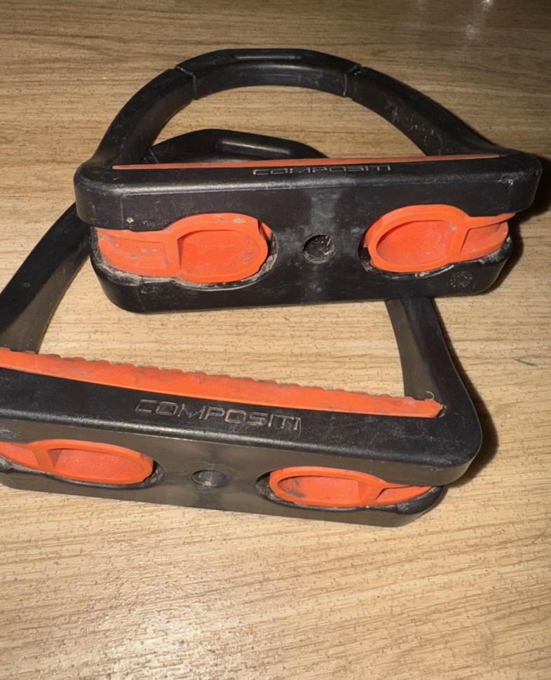 4.75" Compositi Polymer Stirrups #12