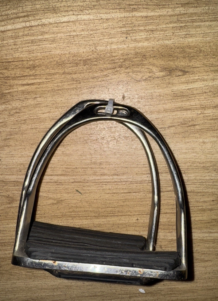 5" Stainless Steel Stirrups #30