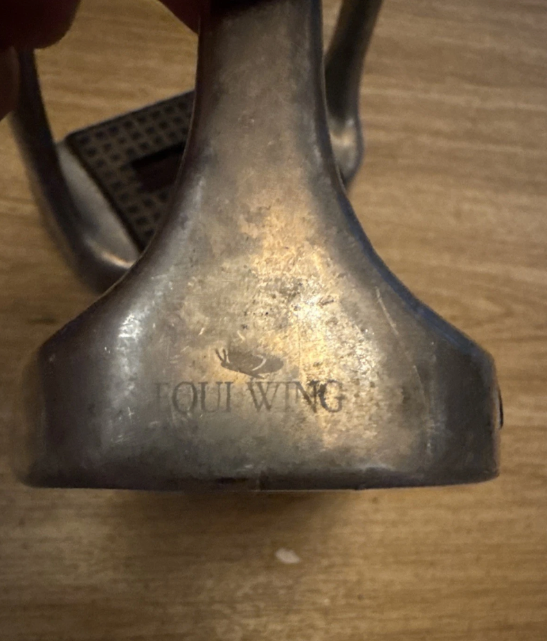 Equi Wing 4.5" Lightweight Stirrups #27