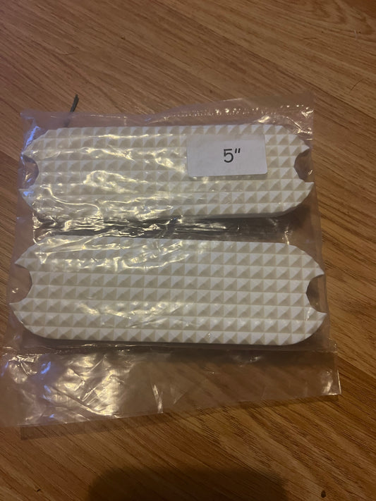 5” Fillis Stirrup Treads