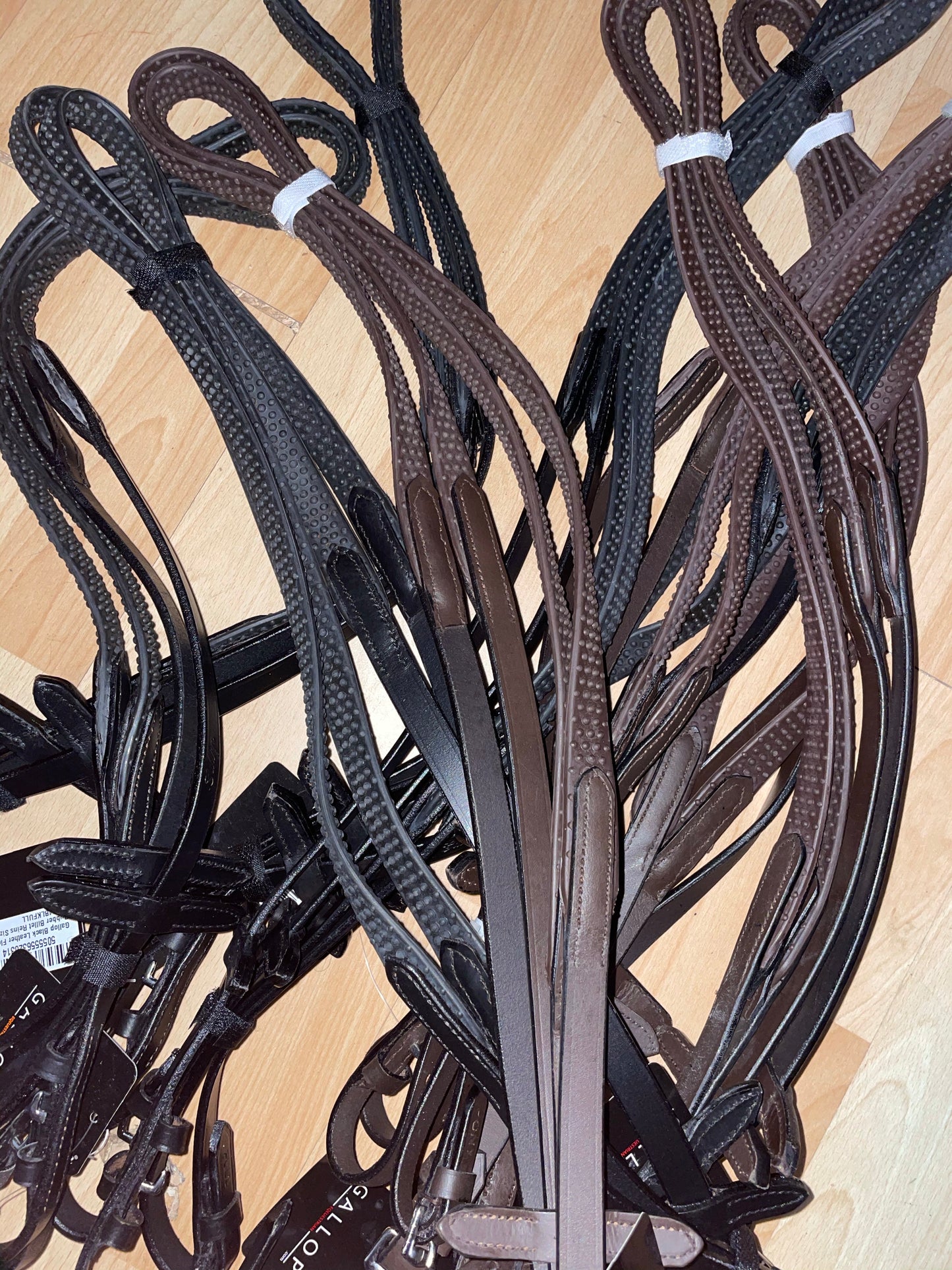 Leather Flexi Rubber Soft Grip Reins - Bio Grip - Top Seller!