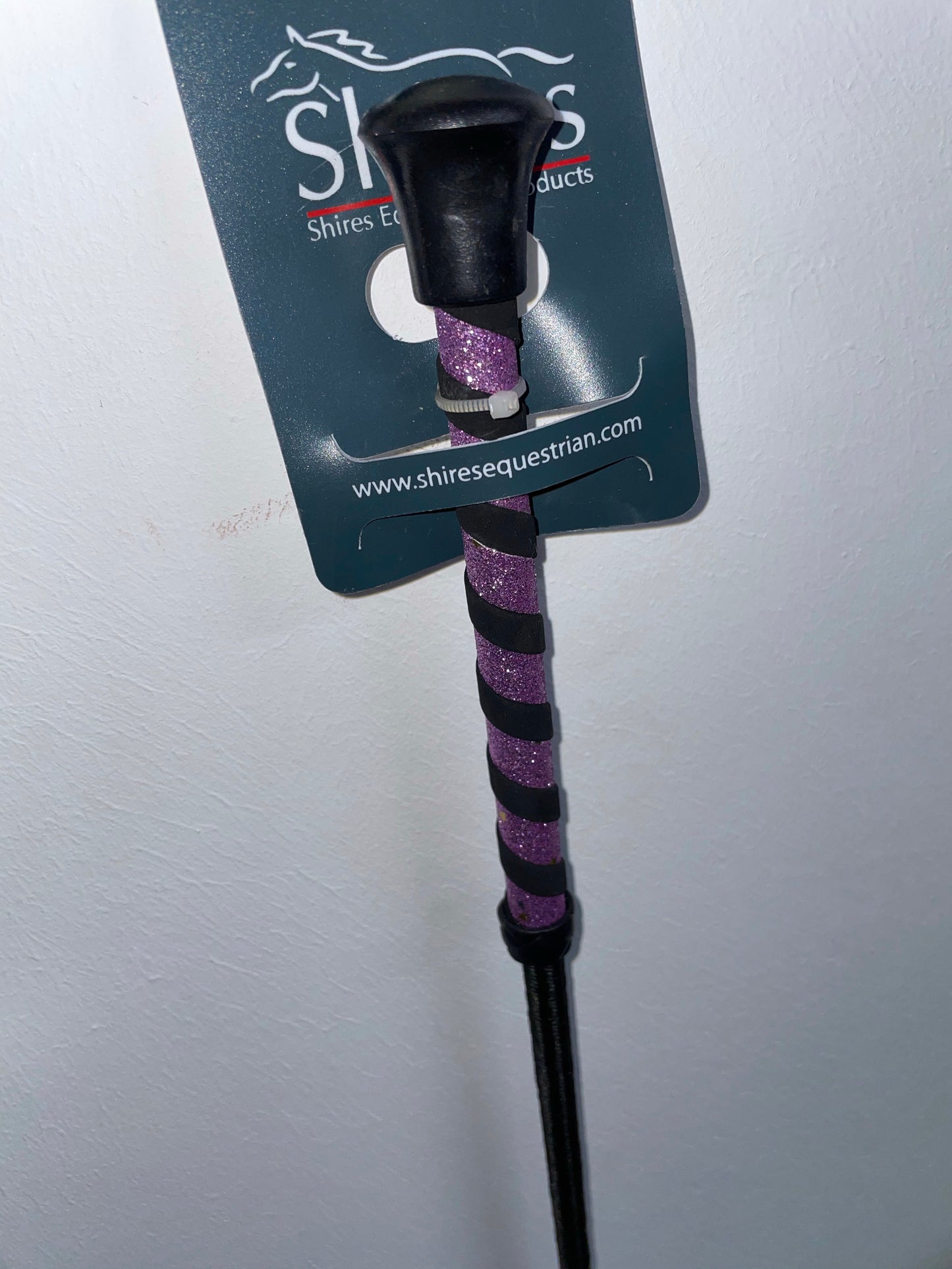 Shires Glitter Pink Grip Whip Crop