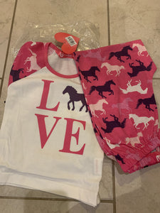 Love Horses Pyjamas - Age 3/4yrs - Free Delivery 🚚