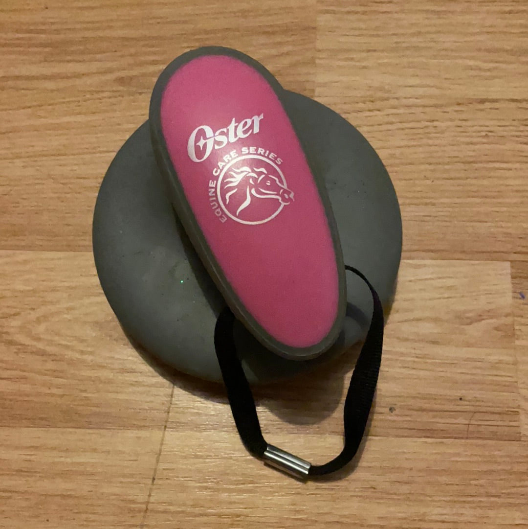 Oster Fine Curry Brush - Pink