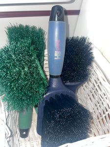 Hy Gel Grip Bucket Brush