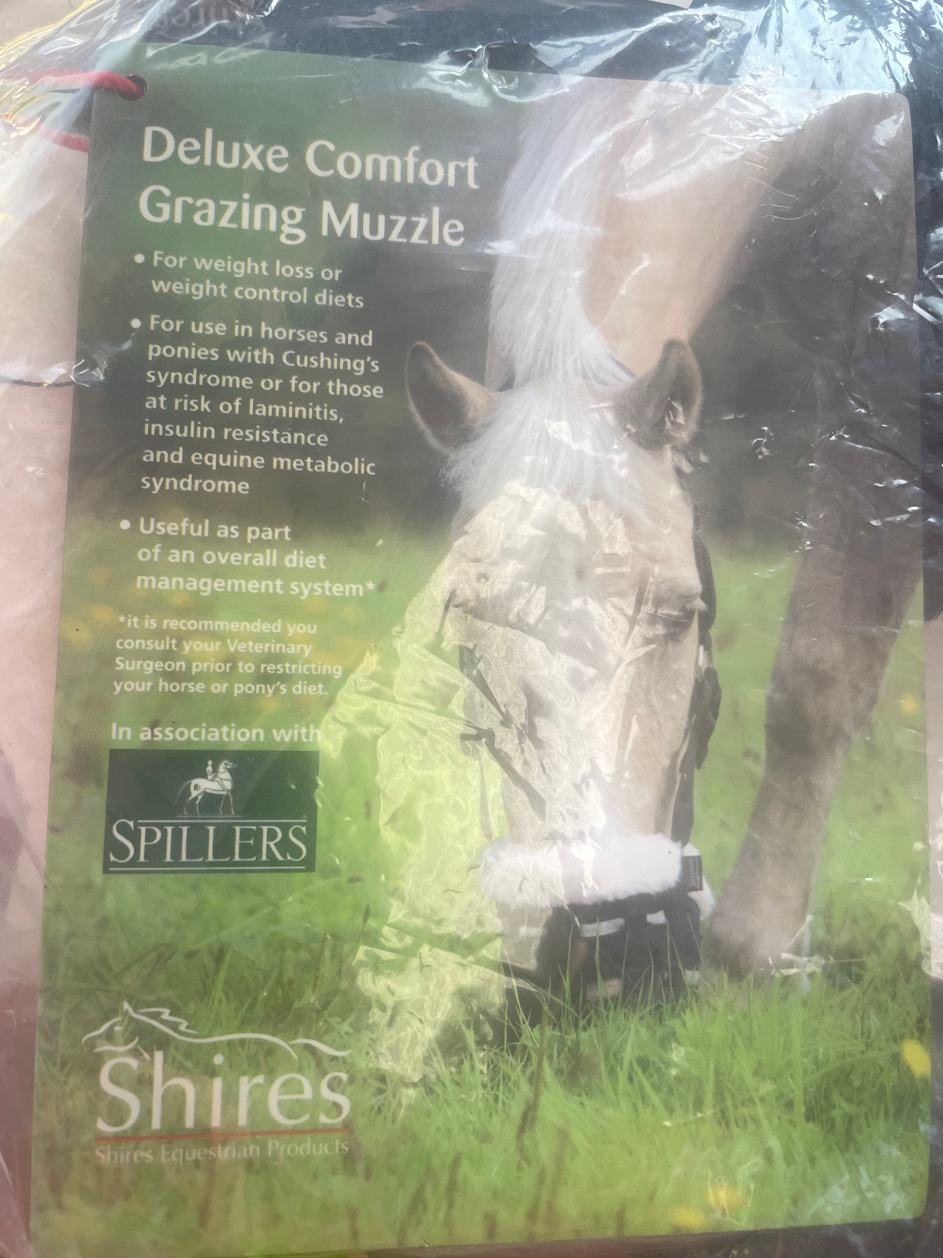 Shires Deluxe Fluffy Cob Grazing Muzzle