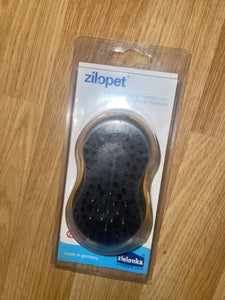Zilopet Dog Deodorizing Grooming Brush Tool