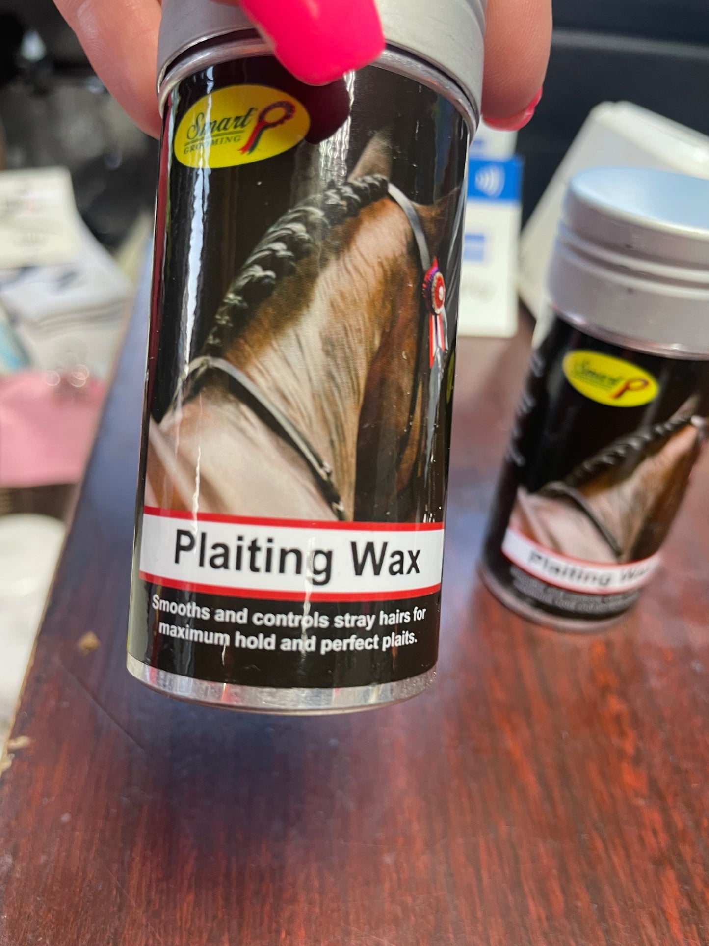 Smart Grooming Plaiting Wax .