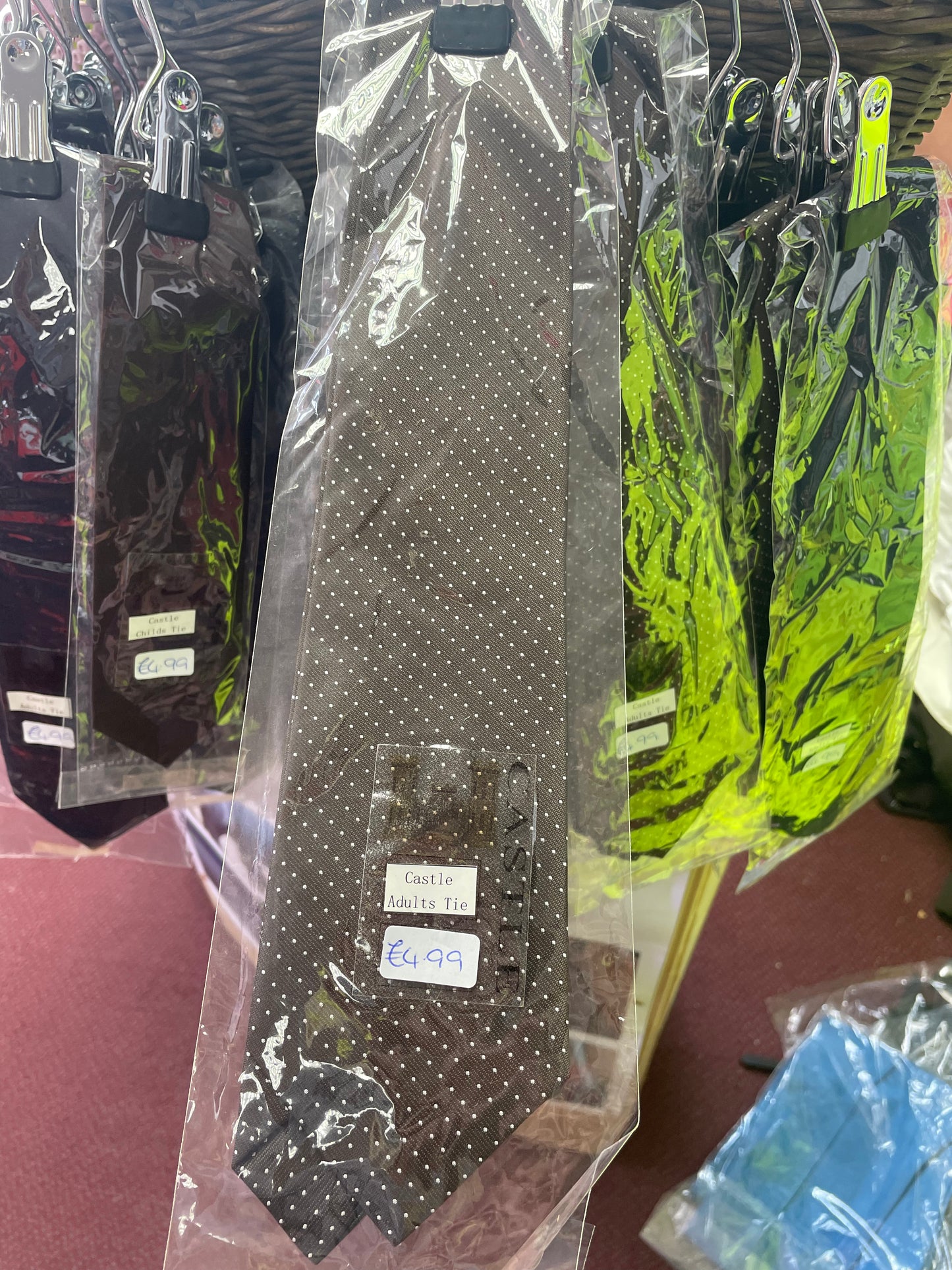Showing Ties - Ladies & Childs